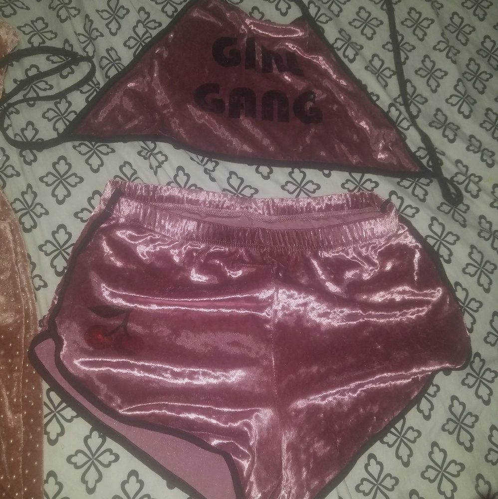 2 piece girl gang set